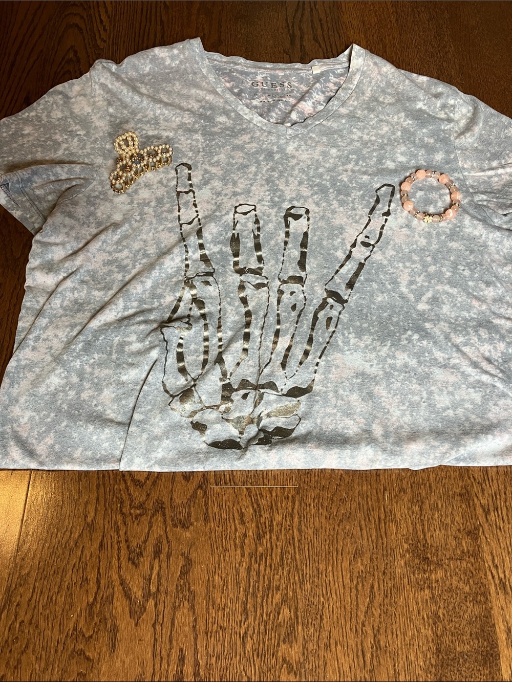 Guess Gray Mineral-Wash V-Neck Metallic Handprint PLUS FREE bracelet& hair clip